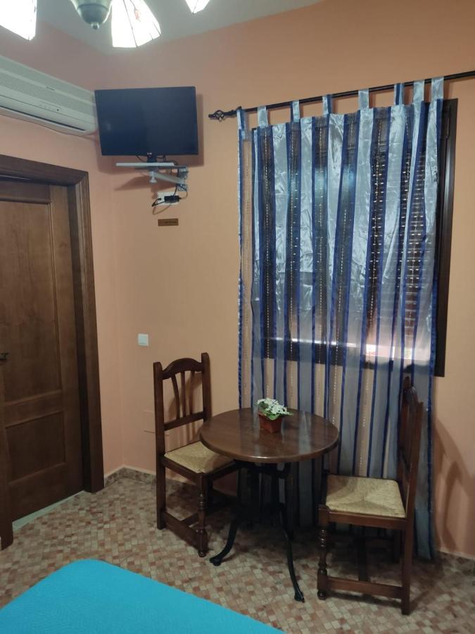Hostal Monteolivos Cártama Dış mekan fotoğraf